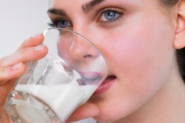 Uống sữa thay cơm có nên không?
